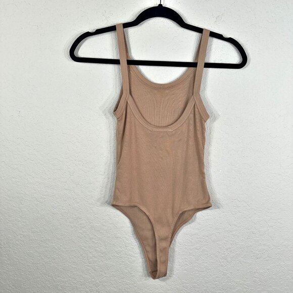 Stillwater 90s Bodysuit in Mushroom - Picture 3 of 11